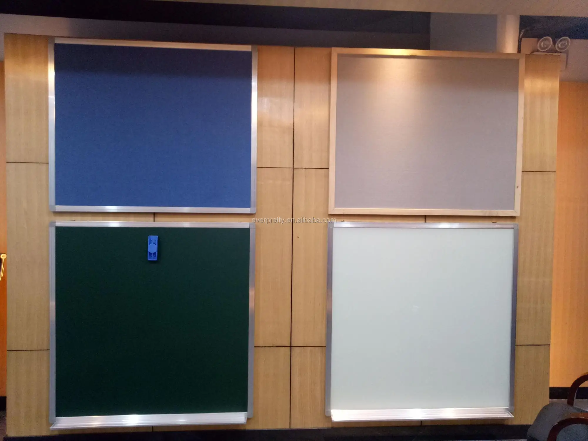 Доска объявлений со стеклянным замком доска стеклом