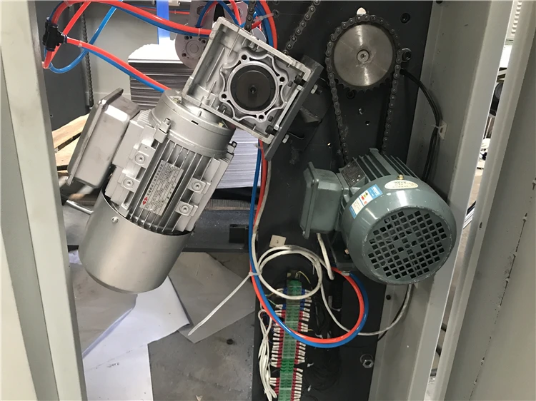 Semi-Automatic Sheet to Sheet Paper Card Embossing Machine