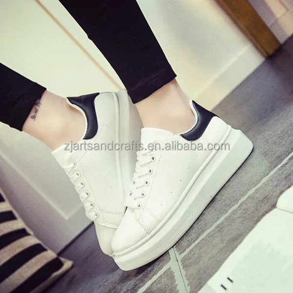 2016 wholesale fashion flat slip-on casual PU white shoes women