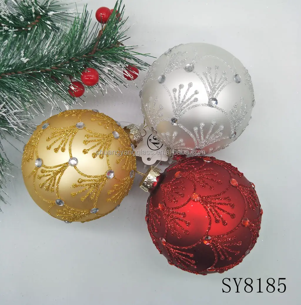 Hand-blown 8cm silver red and gold colored glass balls to hang Christmas tree ornaments