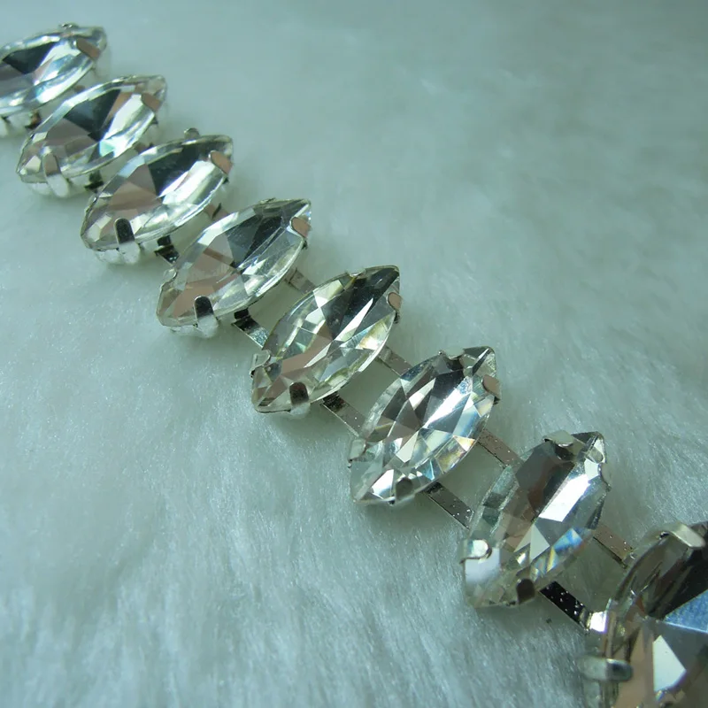 newest design preciosa Various sizes 6mm rhinestone cup chain