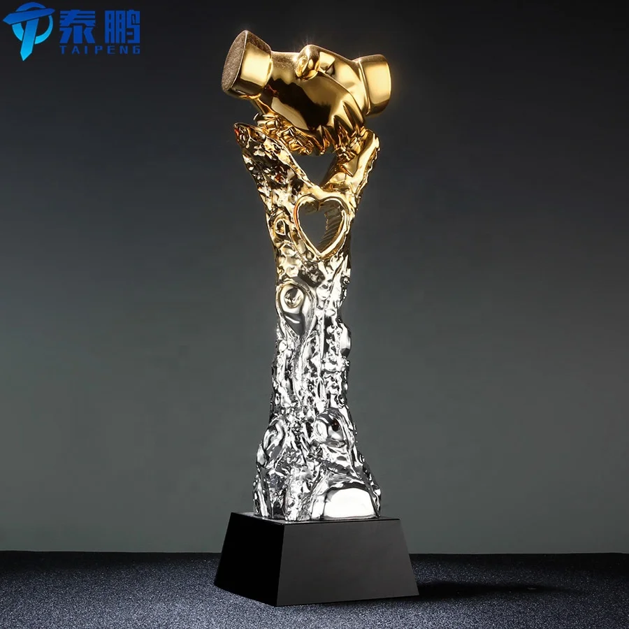 
Wholesale crystal shaking hand metal trophy 