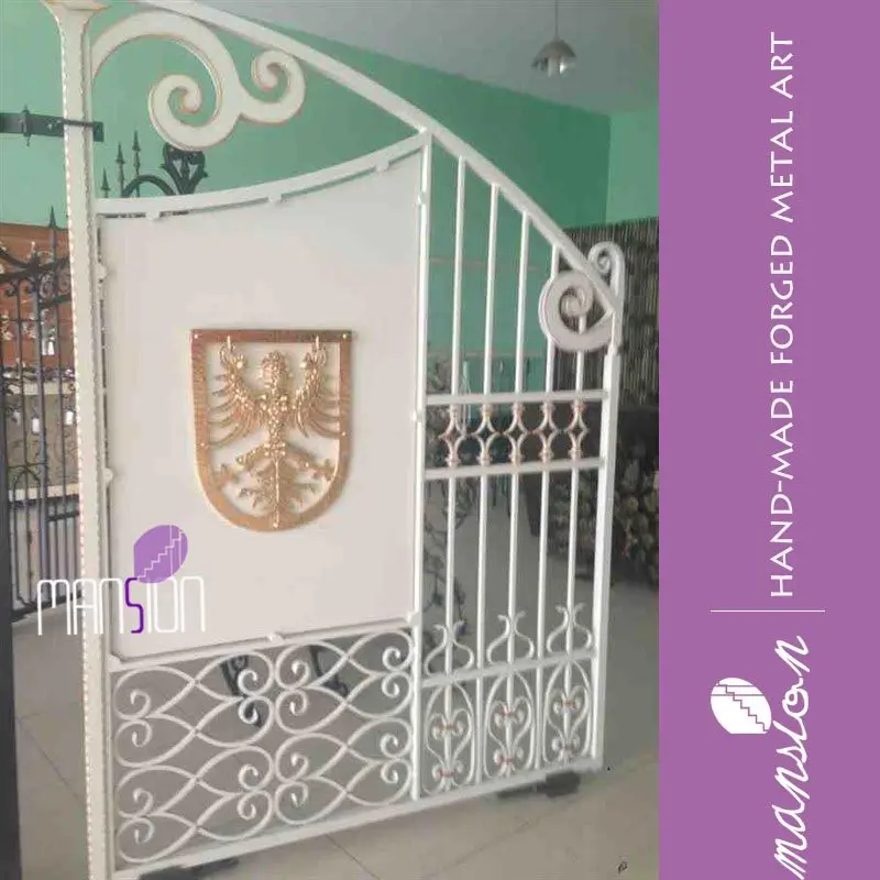 
Hand-made Galvanized Metal Gate for Farm, Garden, Villa 