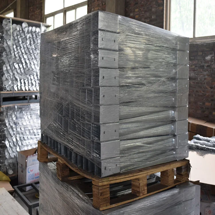 Outdoor Steel Fence Post Spike Ground Screw Anchor