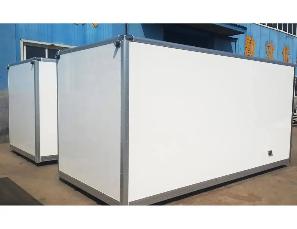 refrigerated truck box with refrigeration unit