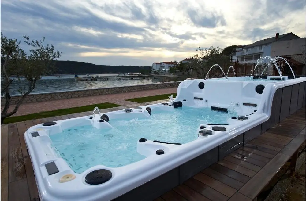 Luxury Design Large Outdoor Swim Spa Pool Fiberglass Swimming Pool Underground