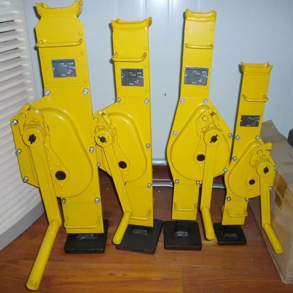 Mechanical Jack designed for repairing the vehicles and lifting the tracks