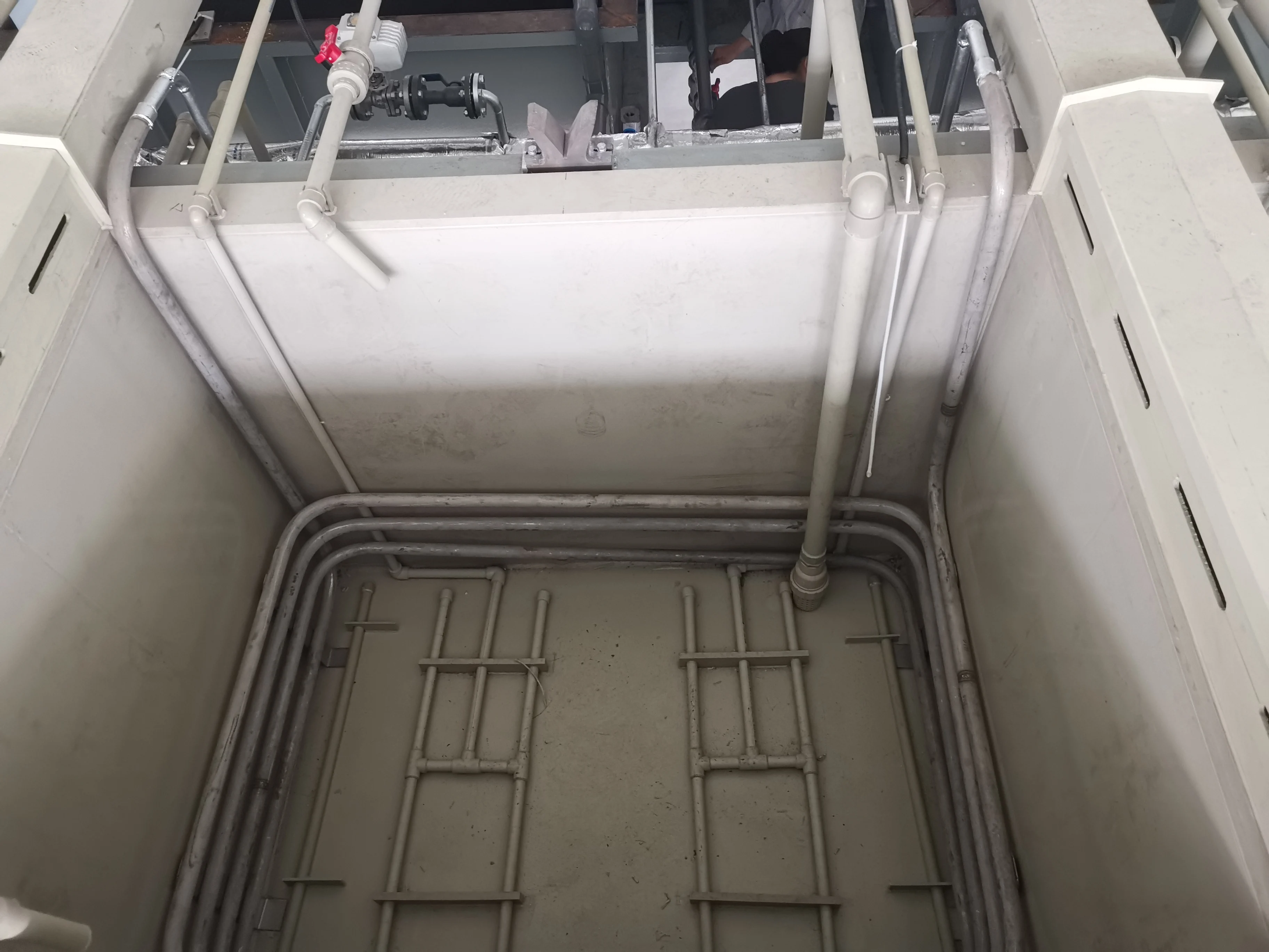 Manual or automatic electroplating production line equipment for manufacturing plant