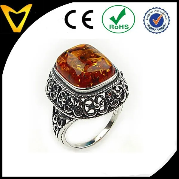Alibaba Hot Selling China Cheap 925 Sterling Silver Jewelry Grapevine Ring With Ice Green Amber