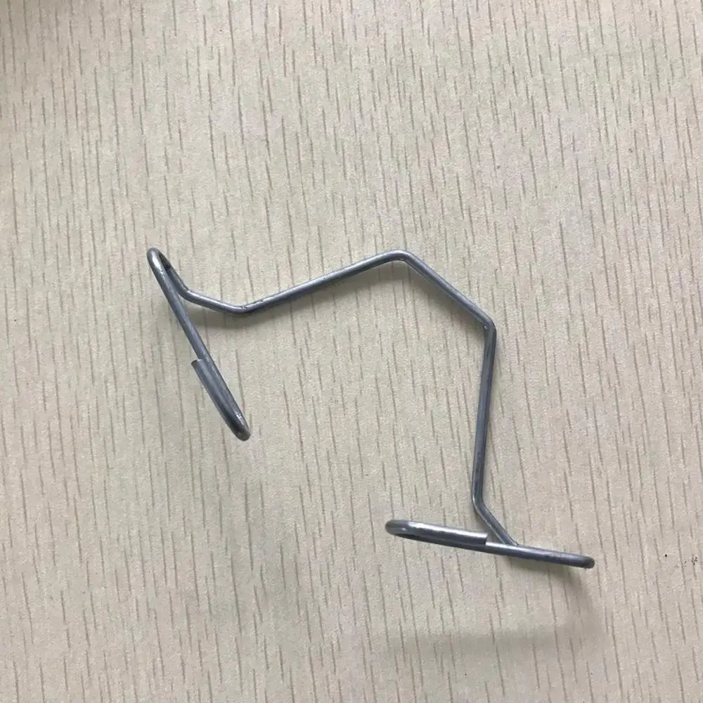 China Factory Spring Hooks for Tomatoes in Greenhouse