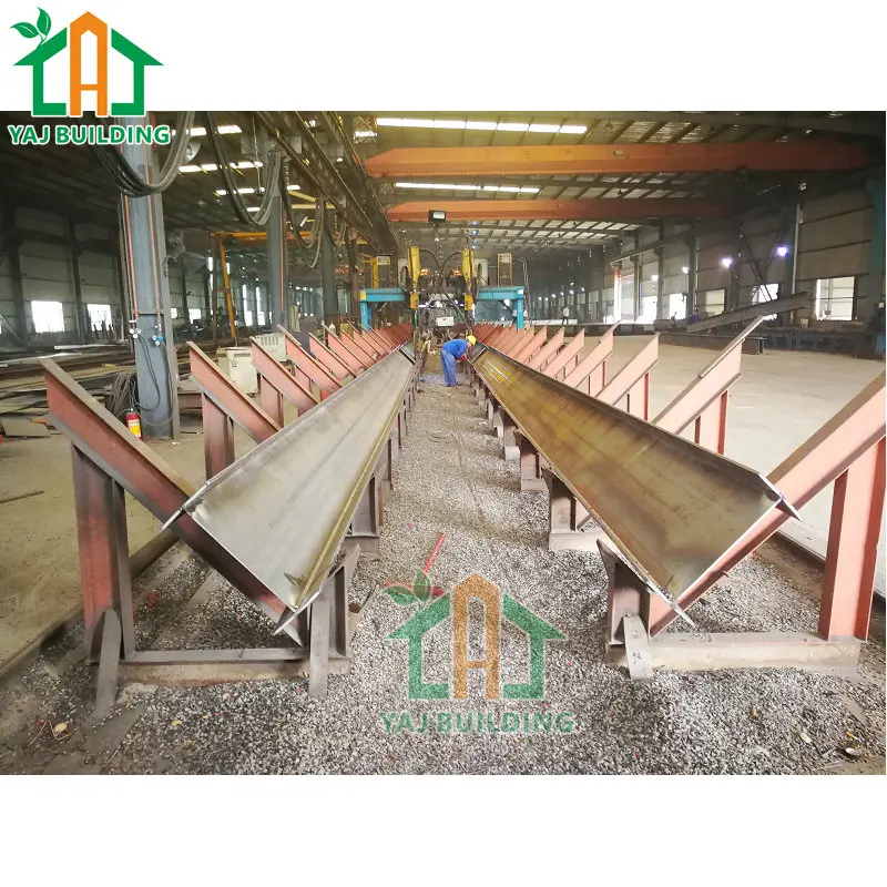 Large span structural steel fabrication building for warehouse