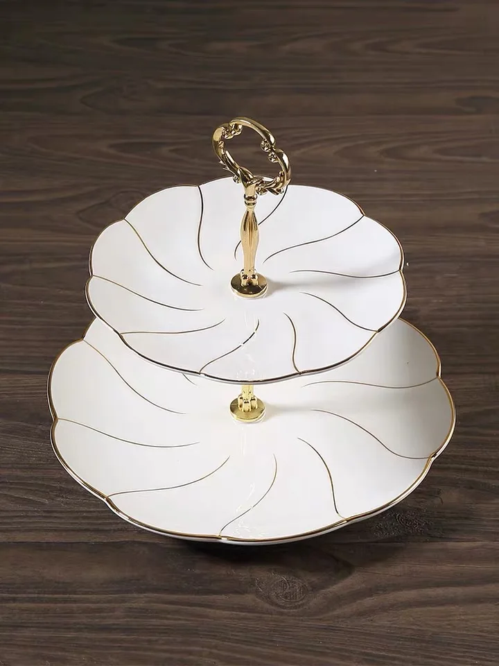 Wholesale Cheap Wedding Decorations 3 Tiers Small Disposable Cupcake Holder Gold Cardboard Cake Stand