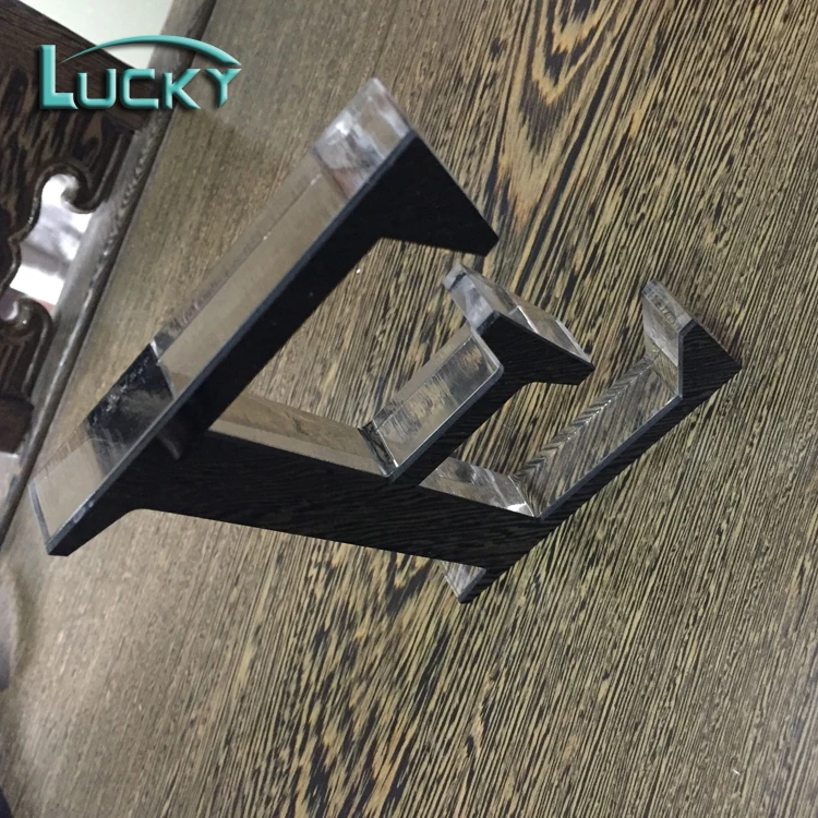 ACRYLIC LETTER4