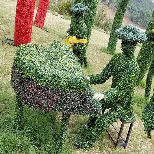 vivid artificial grass sculpture figure for landscaping