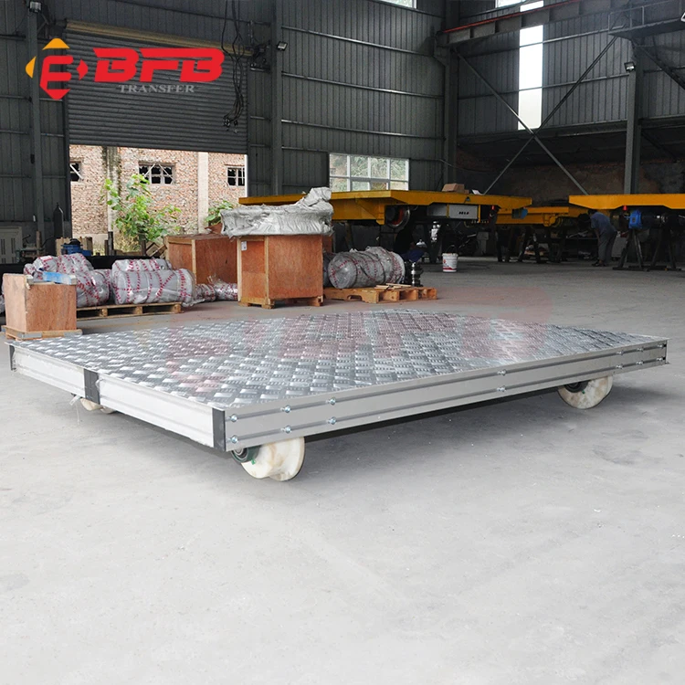 China supplier steerable self propelled drag car vehicles towed trailer