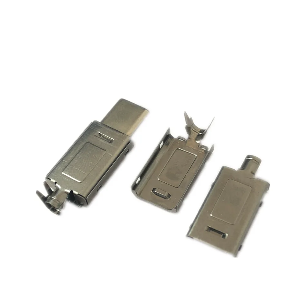 Металлический корпус с разъемом USB типа
