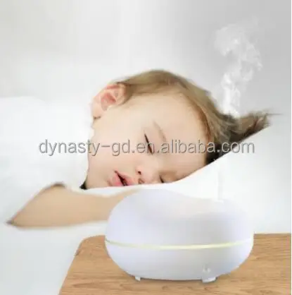 MINI USB HUMIDIFIER/DIFFUSER WITH RAINBOW COLOR LED LIGHTS FOR BABY ROOM USE