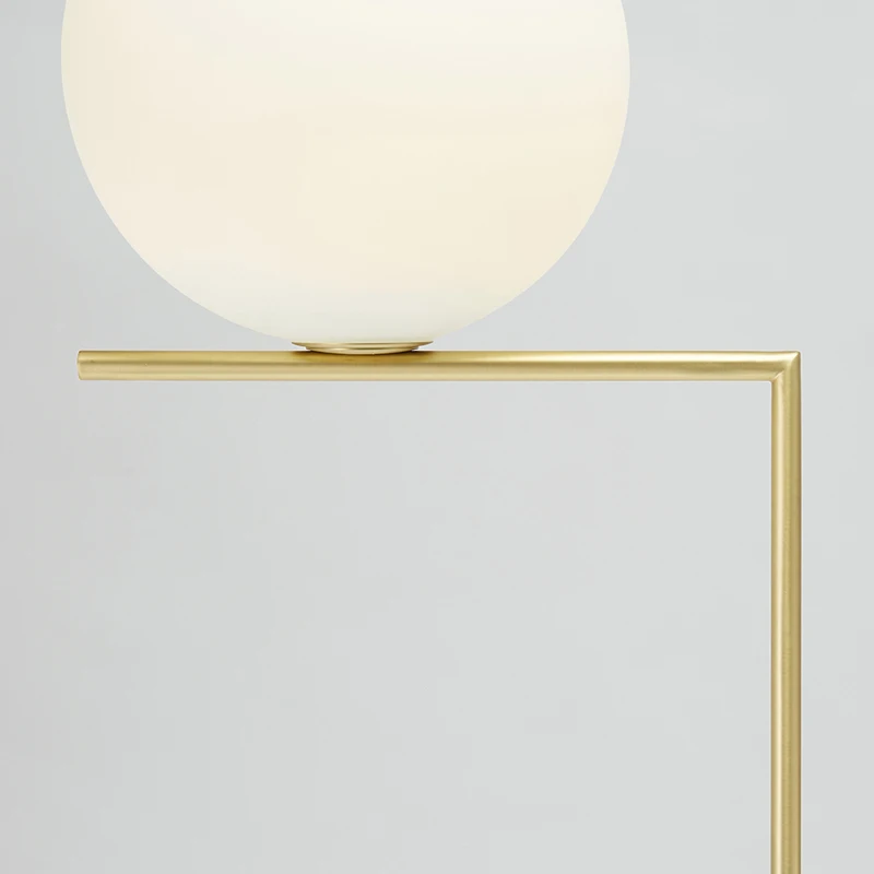 Нордический современный домашний декоративный светильник для гостиной, романтическая дизайнерская подставка, Золотой металлический стеклянный светодиодный напольный светильник