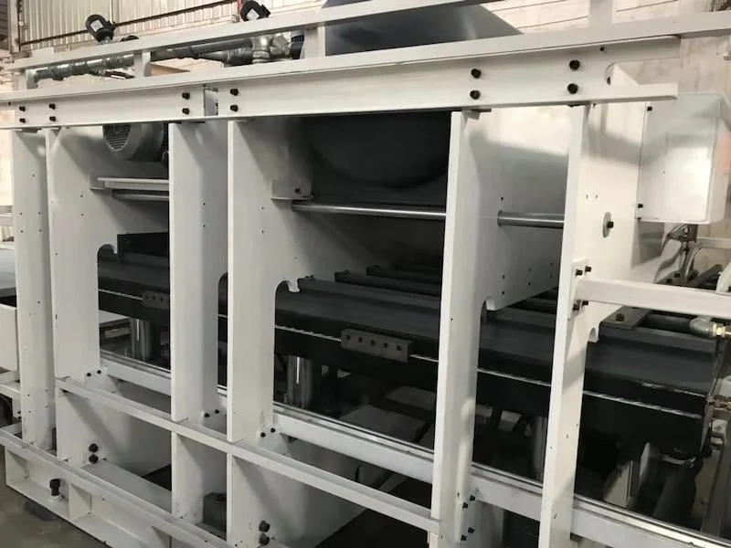 vacuum membrane press machine with 3000 mm working table for wood woorking furniture
