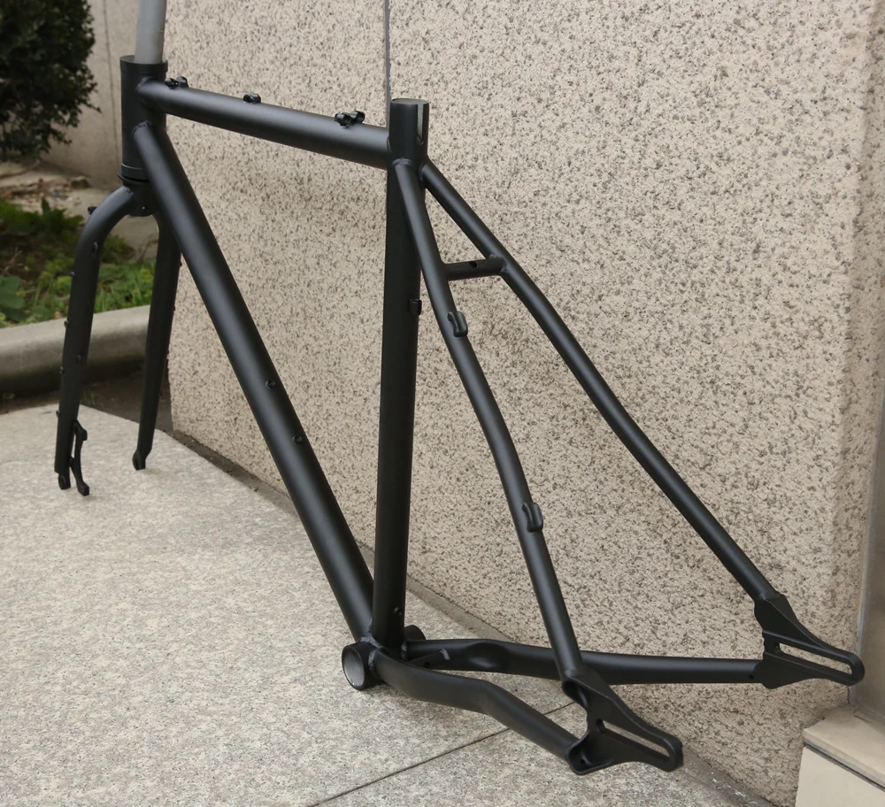 China gravel bike frame crmo-ly road bike  crmoly frameset  700C*38C or 2.0 tire