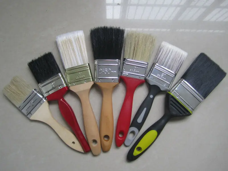 Paint brush with wooden handle