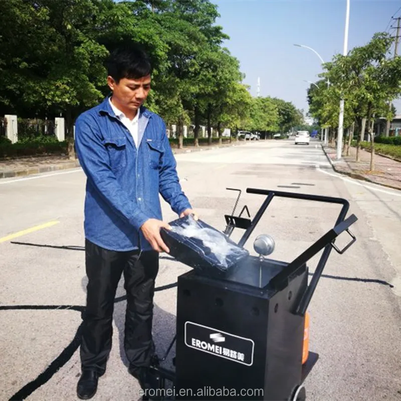 high quality asphalt diesel sprayer for crack sealing