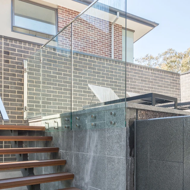 Decorative Modern Stone Stair Glass Stair Railing/Stair Barrier