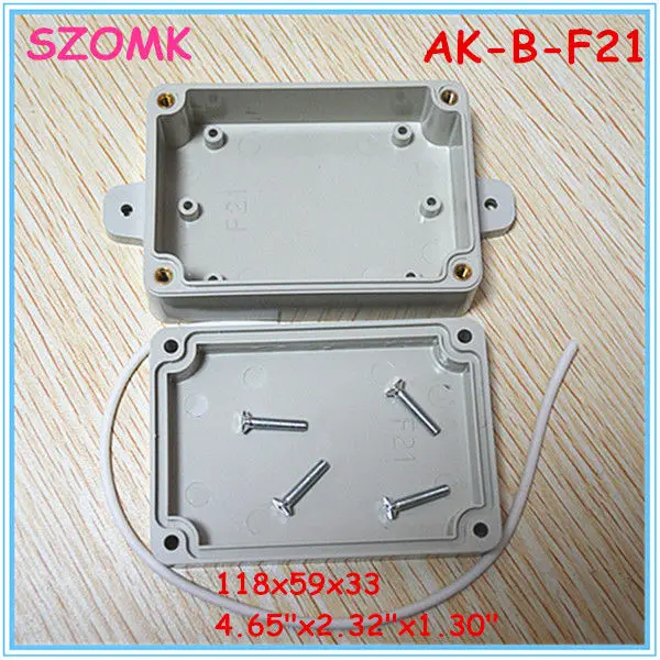 небольшой настенный монтаёа пластиковых водонепроницаемый корпус