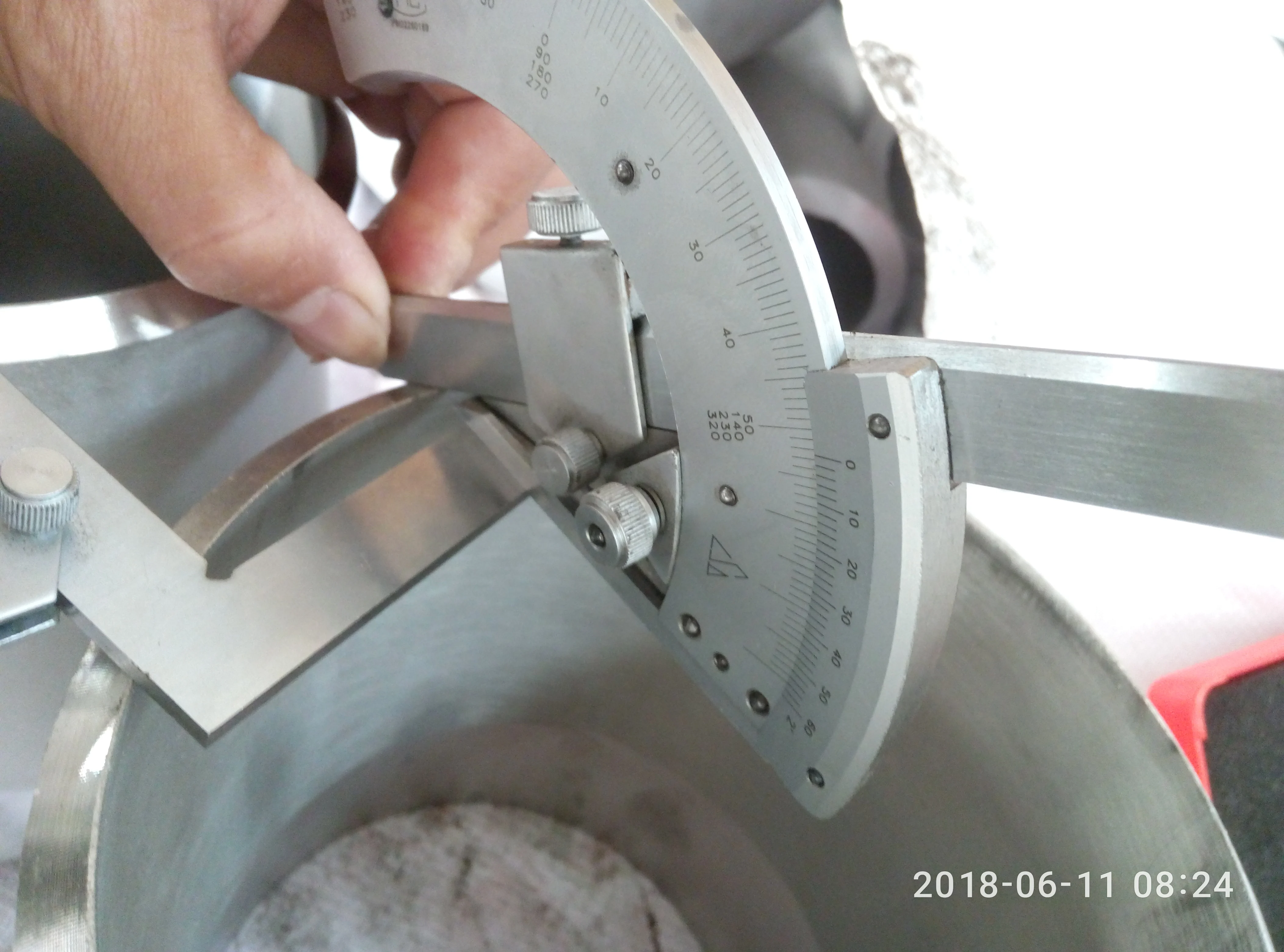 Duplex steel 2205 equal tee butt welding pipe fittings