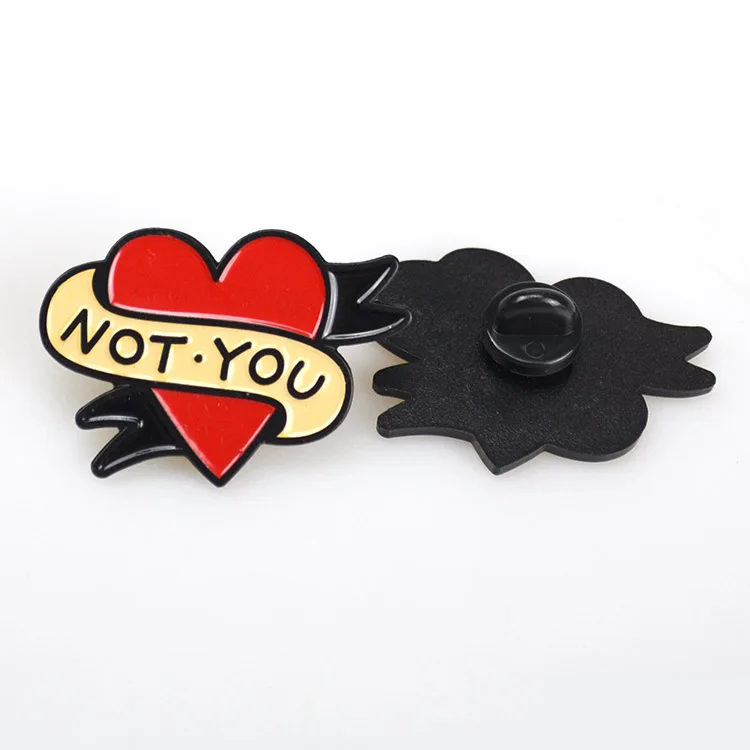 Oem Odm Artigifts Manufacturer Wholesale Enamel Lapel Pin Stamping Metal Heart Shaped Pin Badges Custom Brooches And Pins