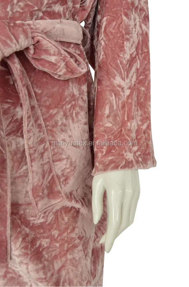 wholesale short embossed velvet hooded robe