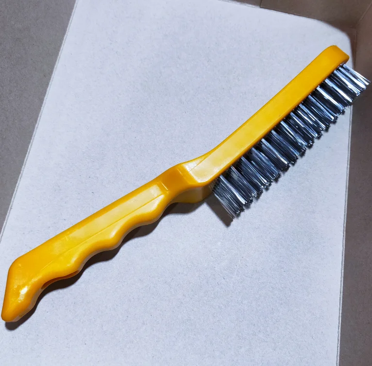 4 Rows Steel wire brush with yellow  plastic handle