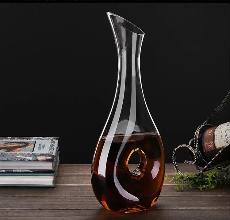 Special Design Slant mouth Wine Decanter,Crystal Wine Decanter,Glass Wine Carafe with long neck and hollow.