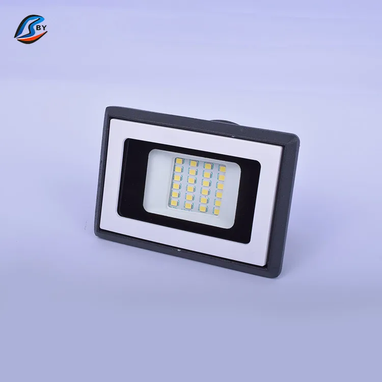 Водонепроницаемый УДАРА портативный rechar geable 10 Вт RGB LED