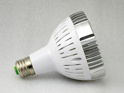 
High end quality daylight 6000k color temperature e27 35w led par30 bulb for jewelry store 