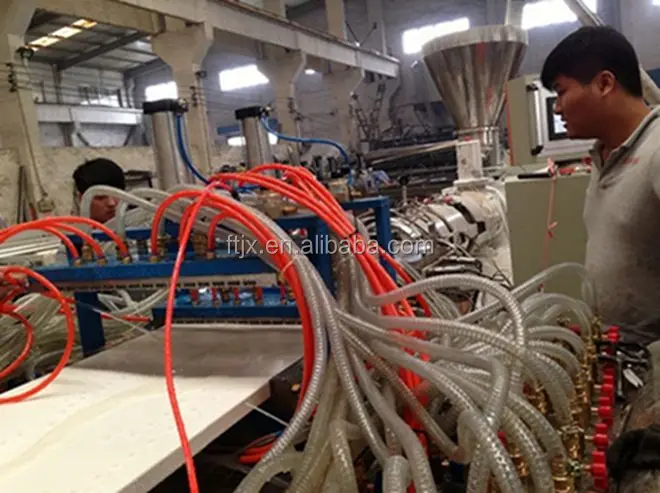 wood plastic composite hollow core door board making machine/wood sawdust board making machine