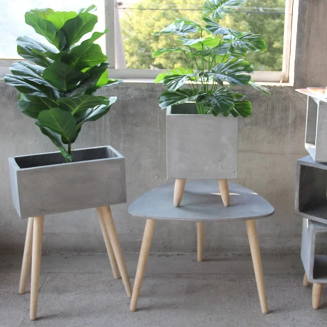 Rectangular flower pot with wooden leg