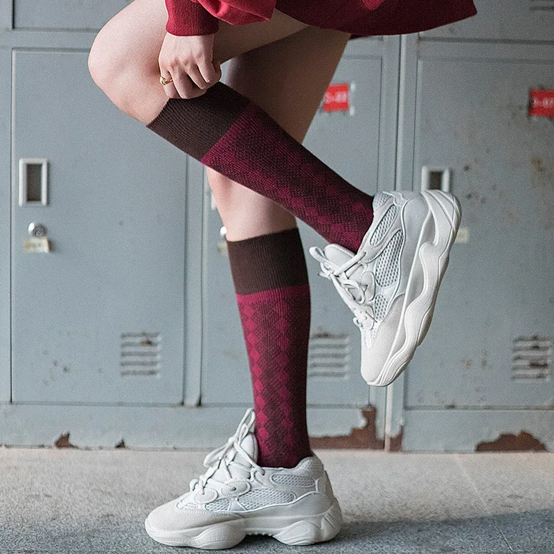 
Autumn Winter Diamond Lattice Girl Socks School Style Casual Tube Loose Socks 
