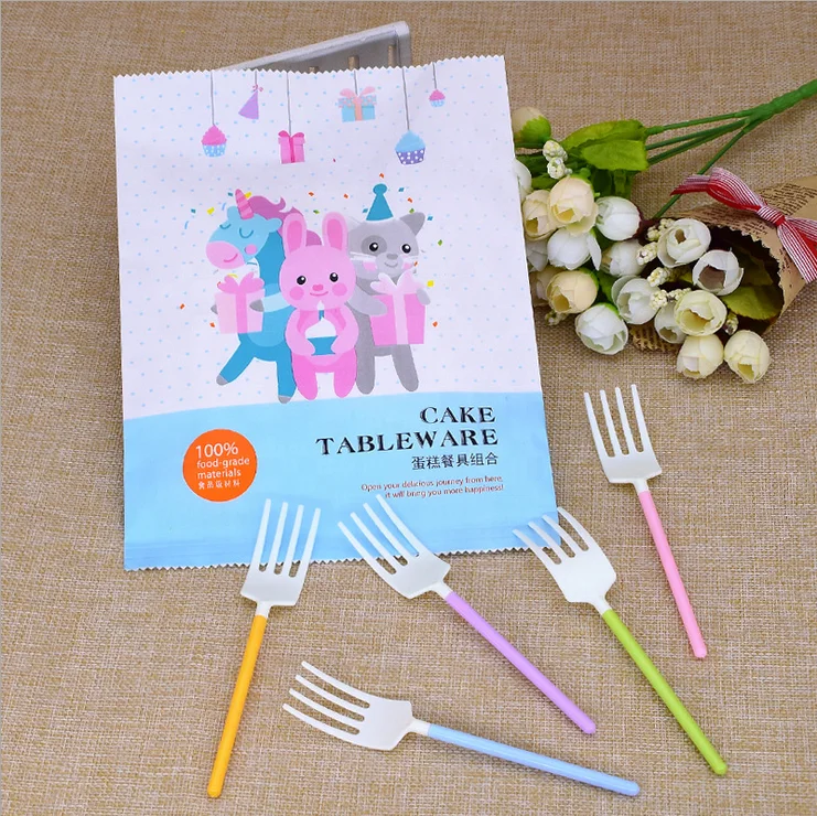 11 PCS Bag Paper  China Wholesaler Disposable Cake Tableware Set Paper Plate Forks and Knife Dinner Set