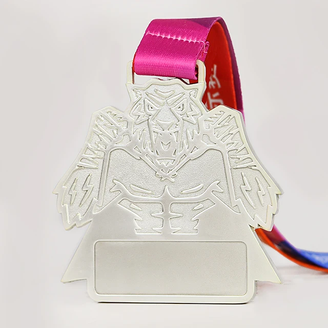 custom medals and sports awards, martial arts, 3d custom sports medals