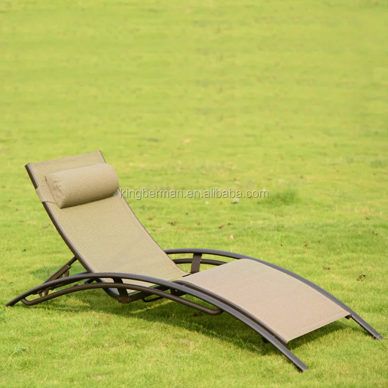 Hot Sale Outdoor Furniture Plastic Lounge Sun Beach Rattan Lounger Chairs