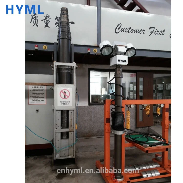 
Telescopic Lighting camera mast mounted on The police anti-riot vehicle 