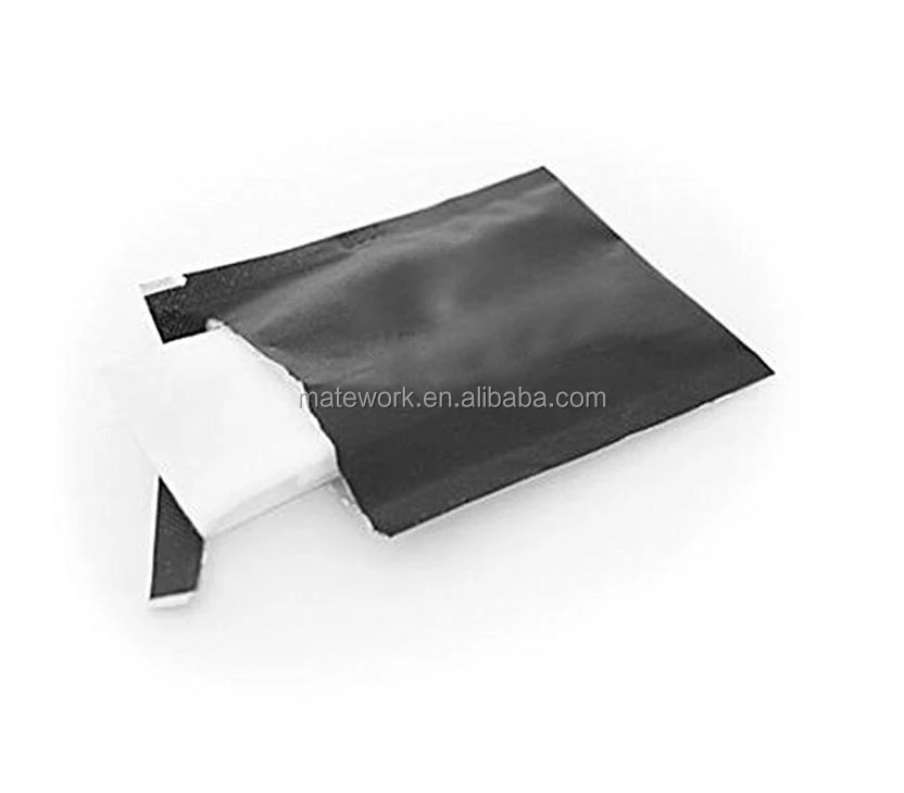 OEM private label available Individual pack disposable leather shoe clean wet wipes