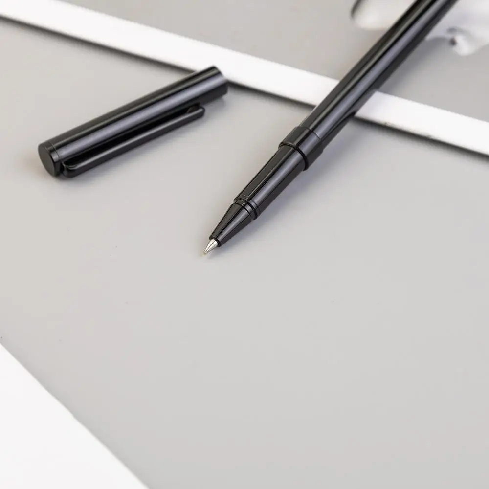 High Quality Smooth Writing Business Corporate Luxury Metal Roller Tip Ball Pens with Cap for Gift and Promotion