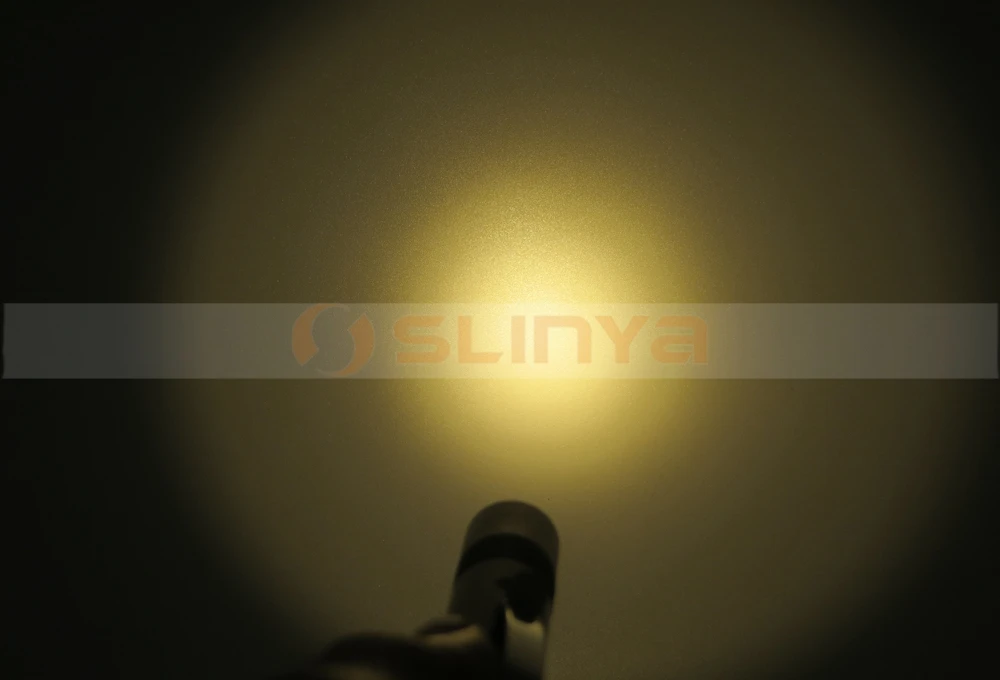 Reusable LED Diagnostic Medical Penlight with Gauge for Nurses Doctors with Pocket Clip