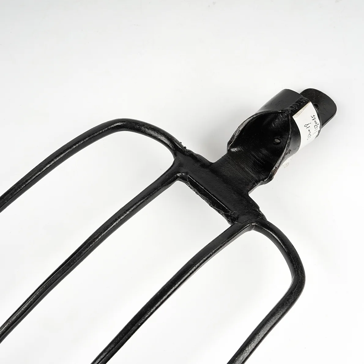 
4 prongs garden manufacturer 55Mn Steel head digging fork 