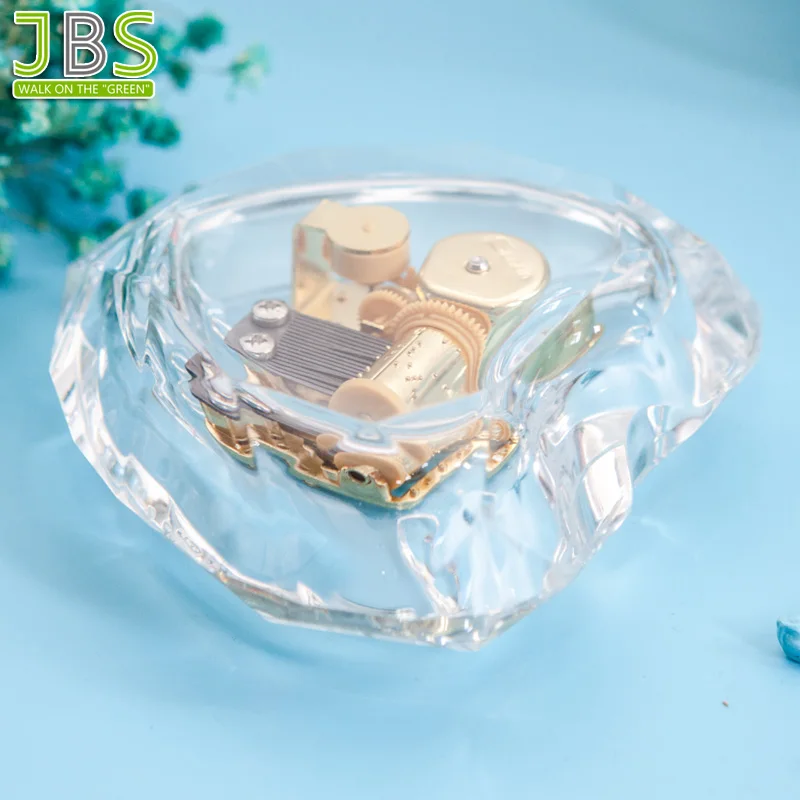 
Clear Acrylic Heart Shape Music Box For Girls 