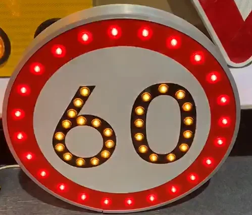 Solar powered led traffic sign light