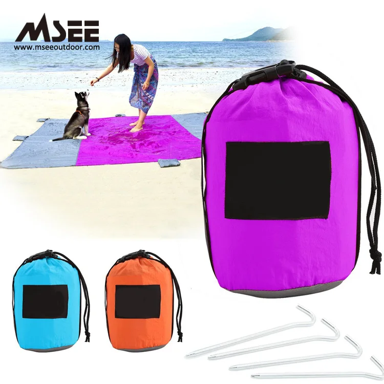 China outdoor product  Msee sand-less padded beach mat plastic beach mat