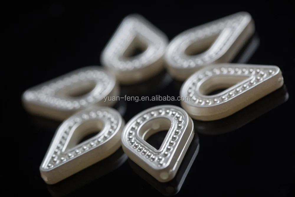 Plastic factory fashion accessories raw material all types of beads wholesale plastic white garment beads pearly for craft